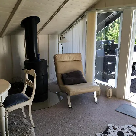 Sme001 Semesterbostad Melby